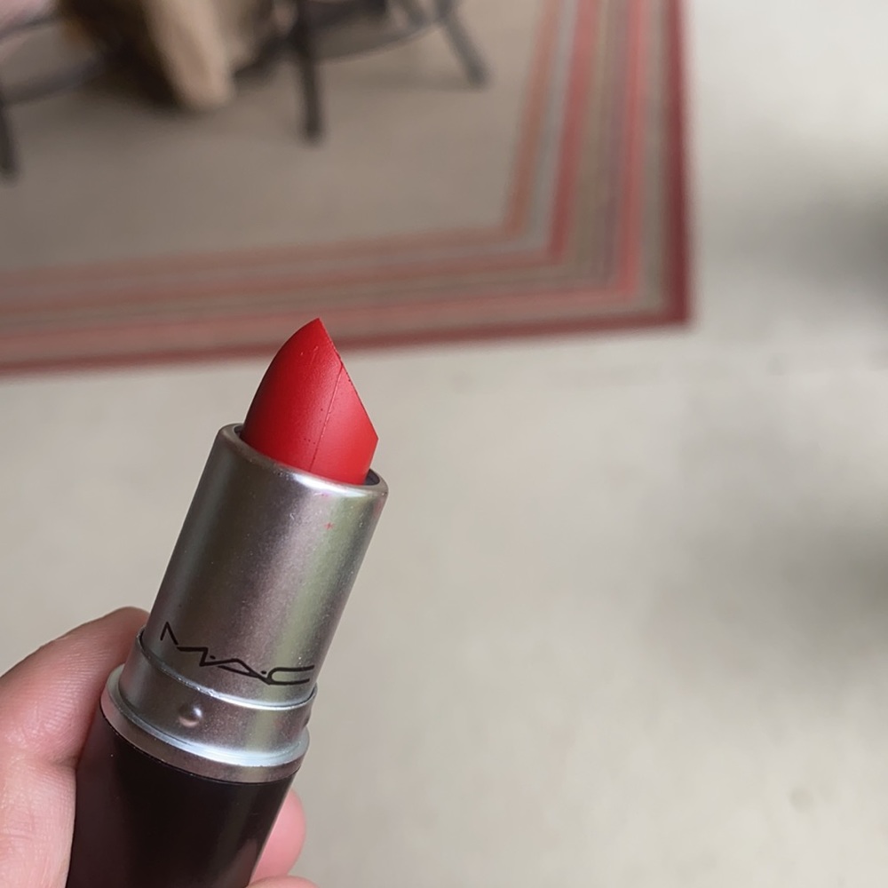 OUT OF DATE! OLD PACKAGING M.A.C Ruby Woo Matte Lipstick π - Picture 5 of 9